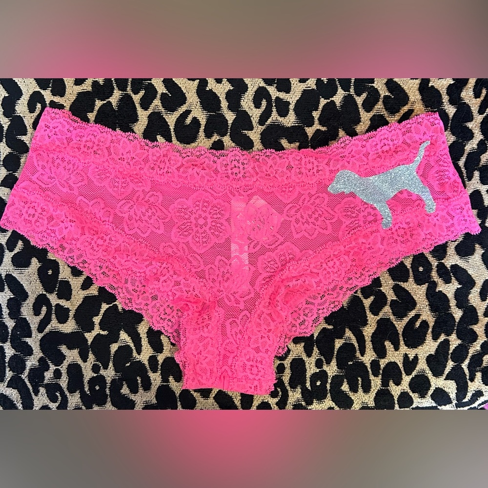 VS PINK Cheekster lace floral sparkle panty